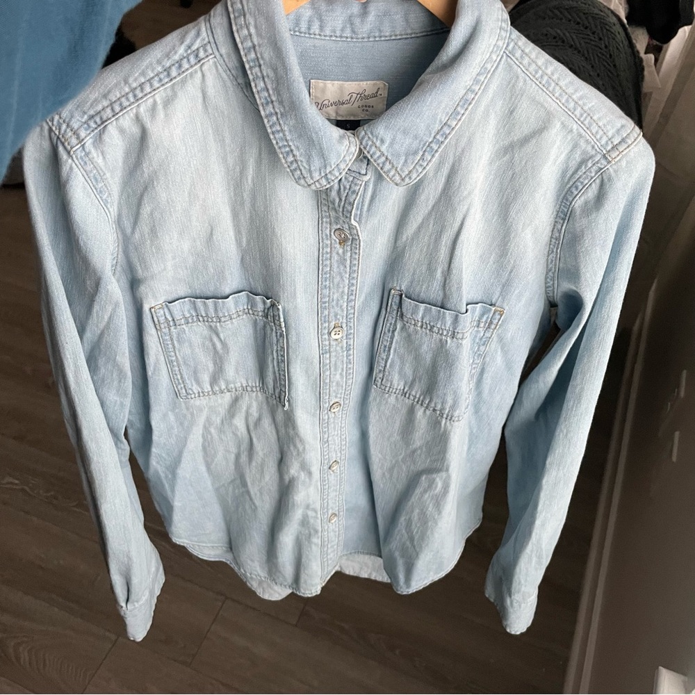 Universal Thread button down chambray shirt, light wash